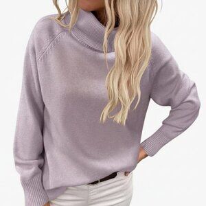 Women's turtleneck sweater, long sleeves, soft fabric, size M, perfect for fall